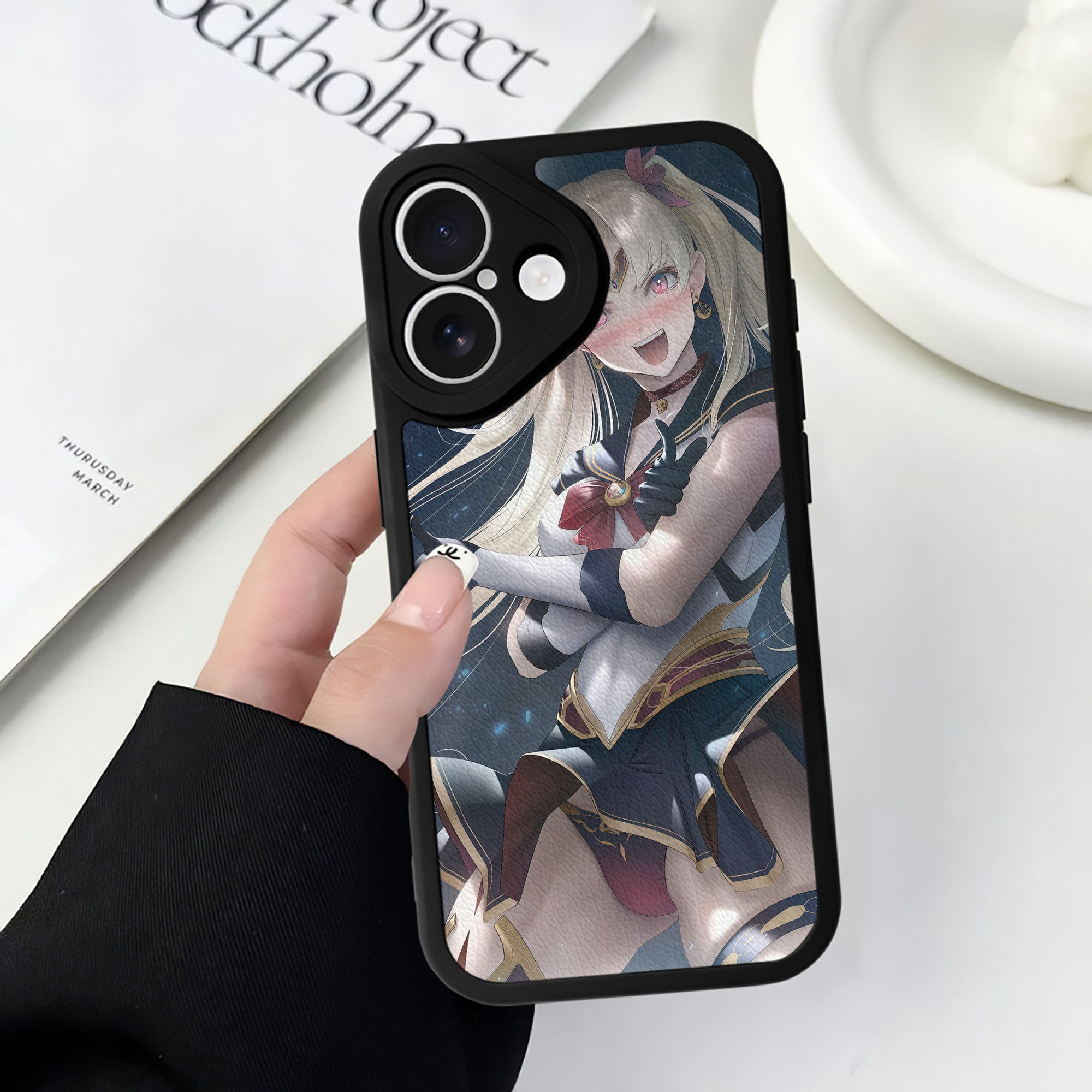 （画像用） 美少女戦士セーラームーン Sailor Moon 【iPhone 16シリーズ対応】シリコンスマホケース（レザー調） 材質：シリコン